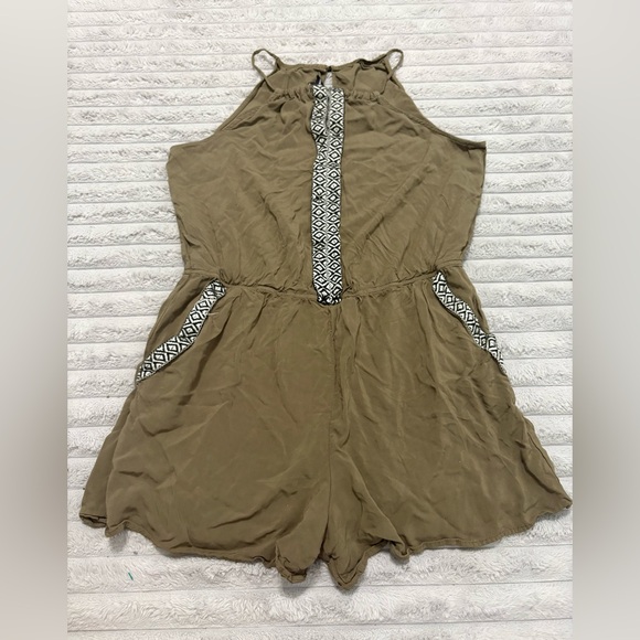 Fortune + Ivy Pants - Fortune + Ivy Olive Green Romper – Size XXL